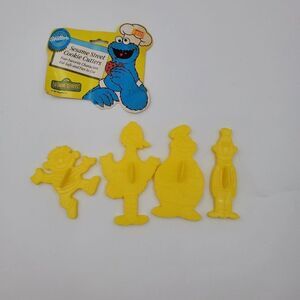 Vintage Wilton Sesame Street Cookie Cutters Big Bird Cookie Monster Bert Ernie